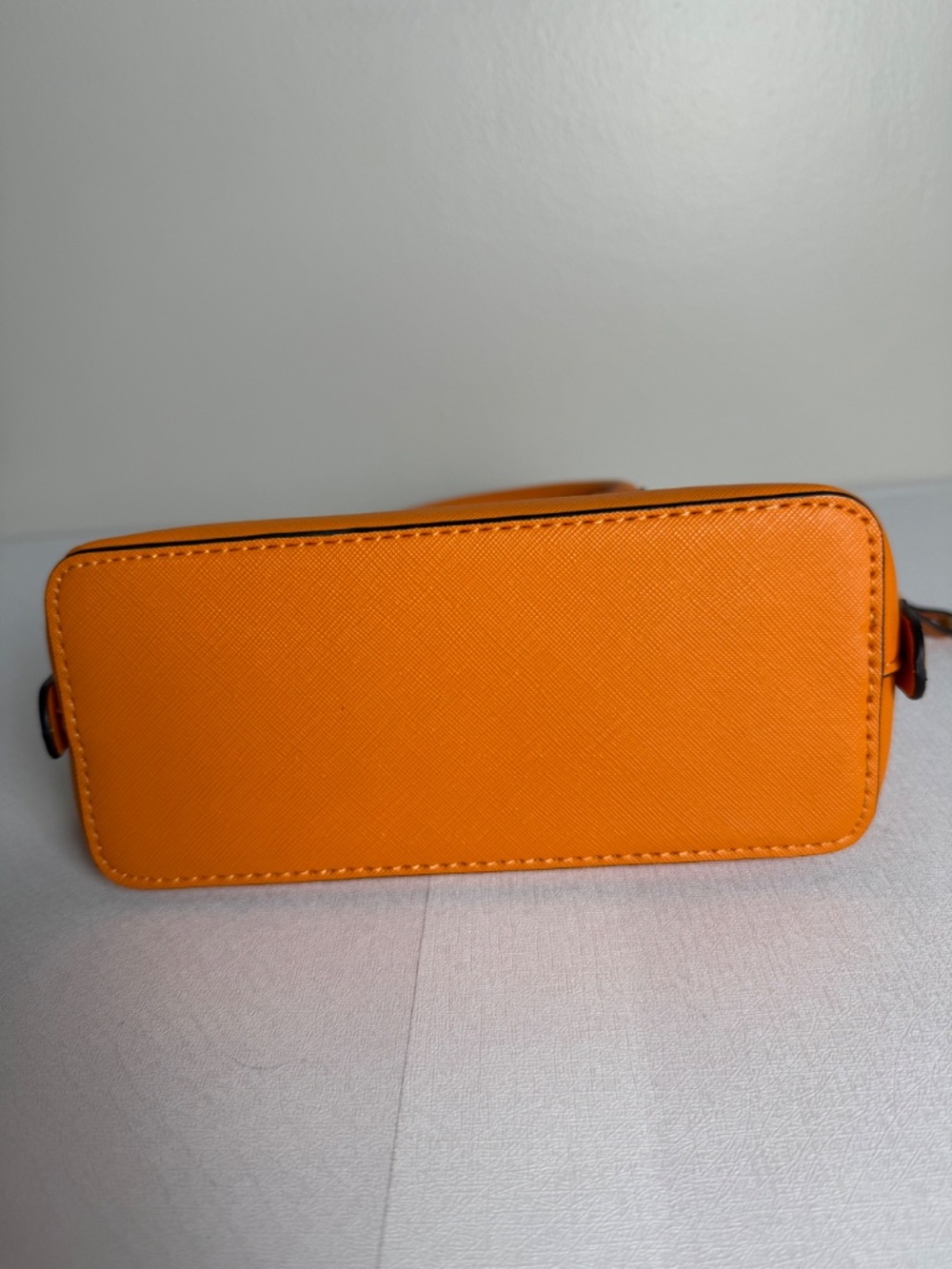 Mini Crossbody Faux Leather Women's Bag - Picture 8 of 10